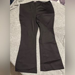 NWT Maurice's Plus Size Everflex™ Flare
Pull On Ponte Pants